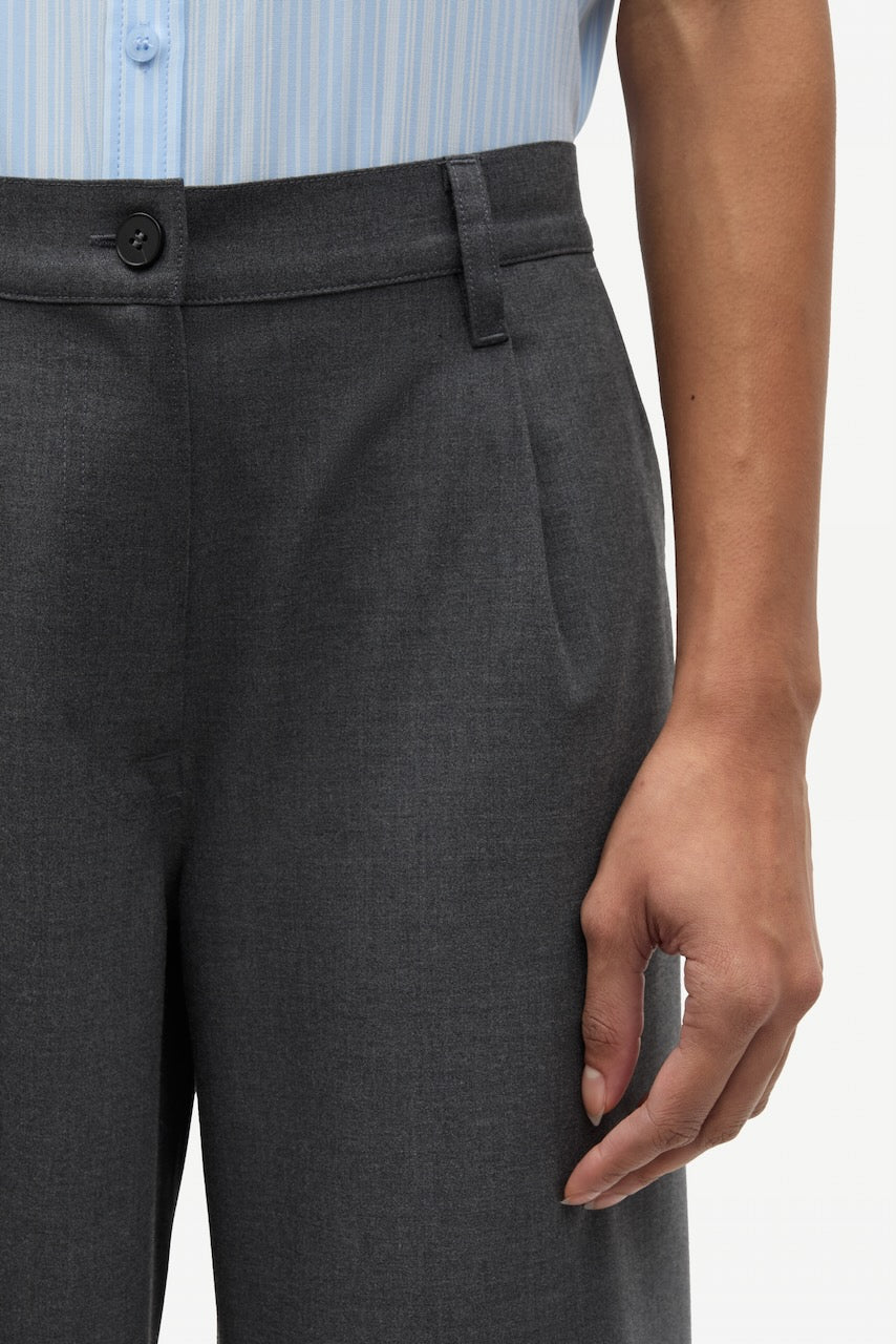 SAHARPER Pleat Shorts ombre blue