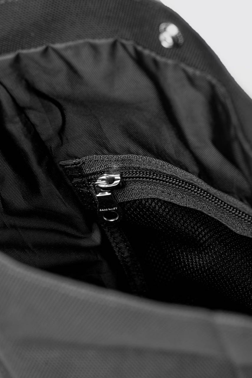 ICON SACOCHE Bag black Sandqvist