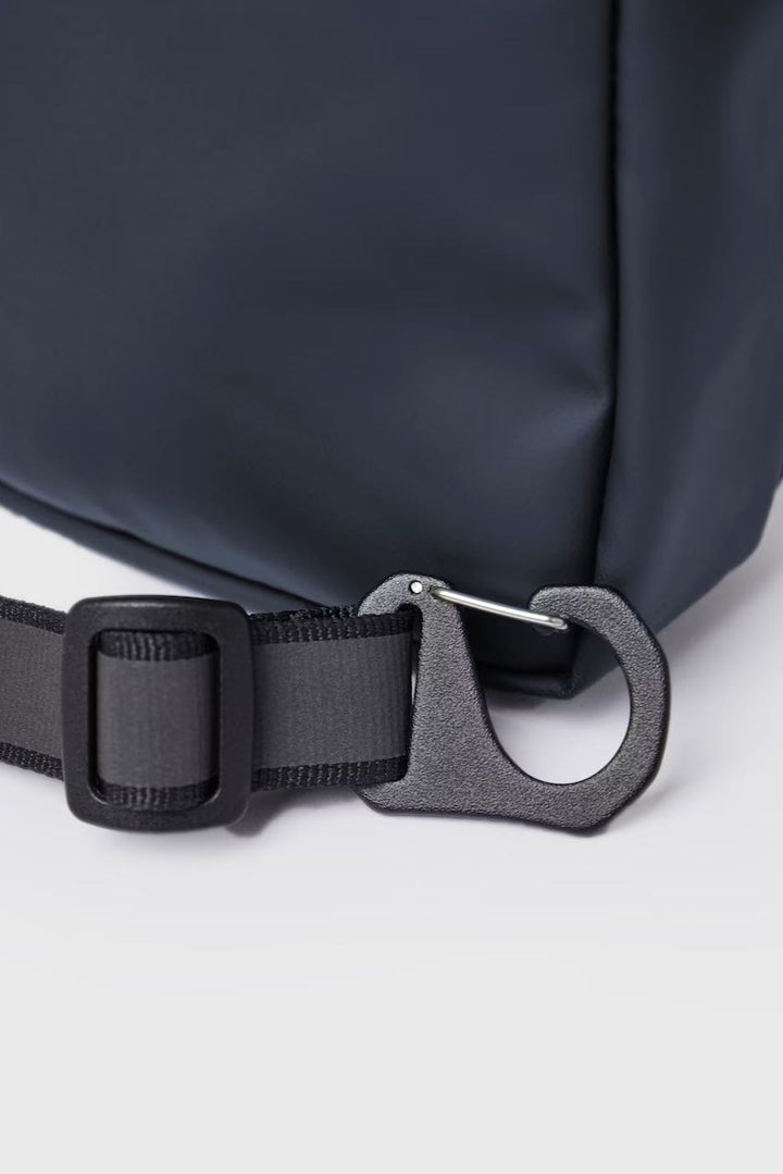 STREAM Shoulder Bag