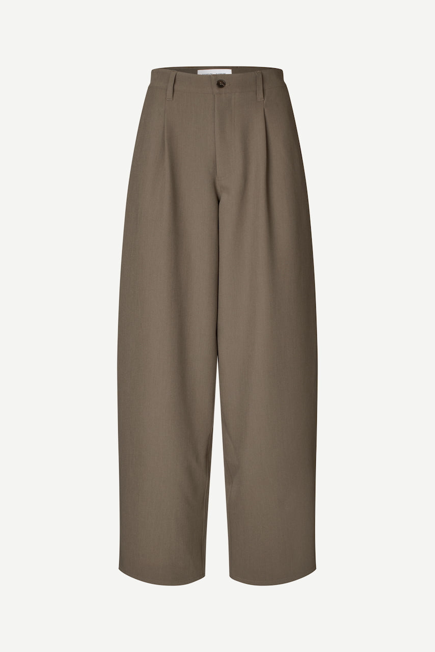 SAHARPER Pleat Trousers major brown