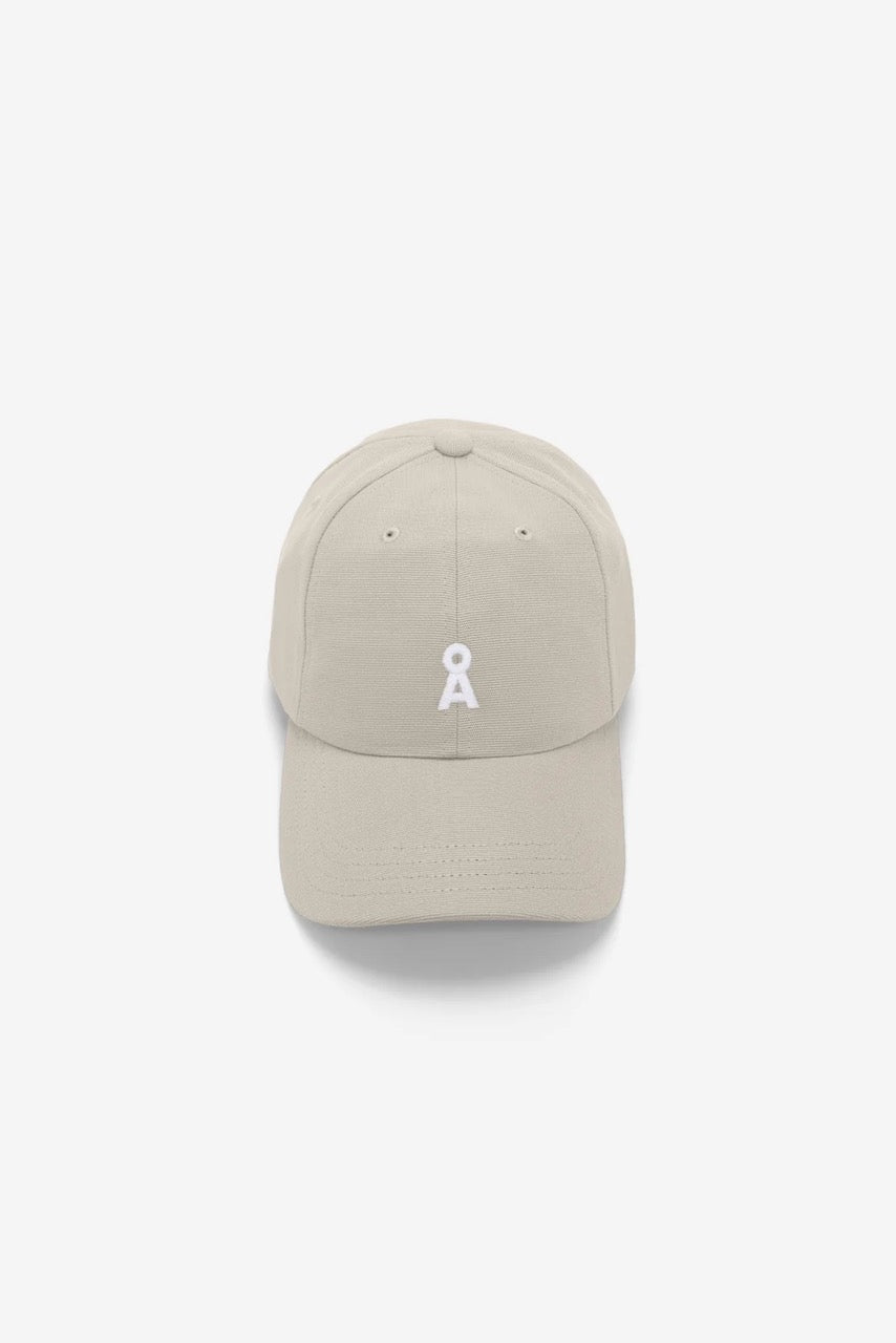 YENAAS Bold Cap W