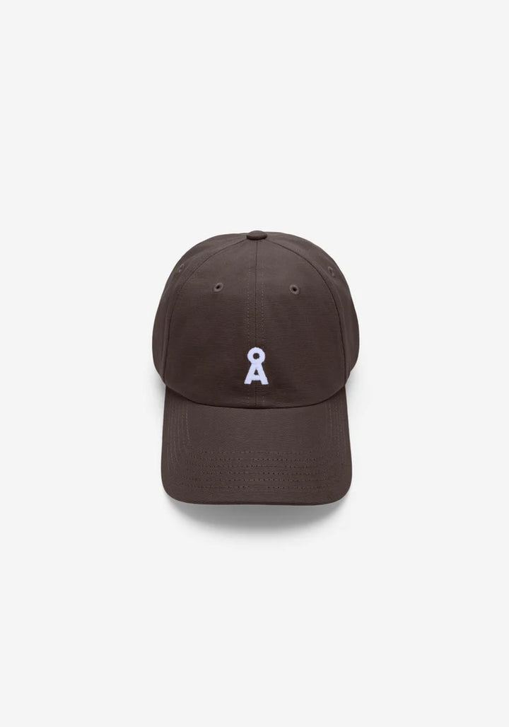 YENAAS Bold Cap