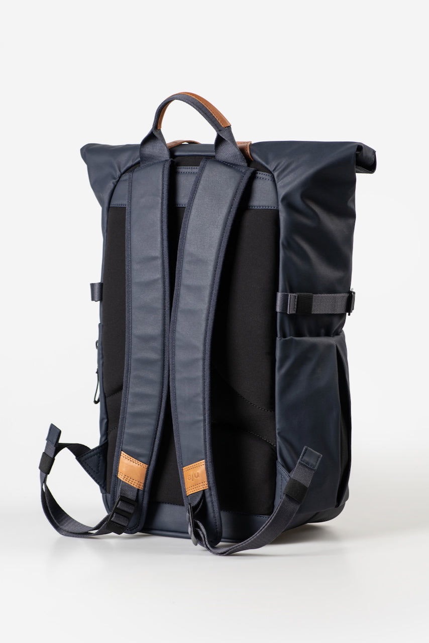 TOKACHI RE Rolltop 15"