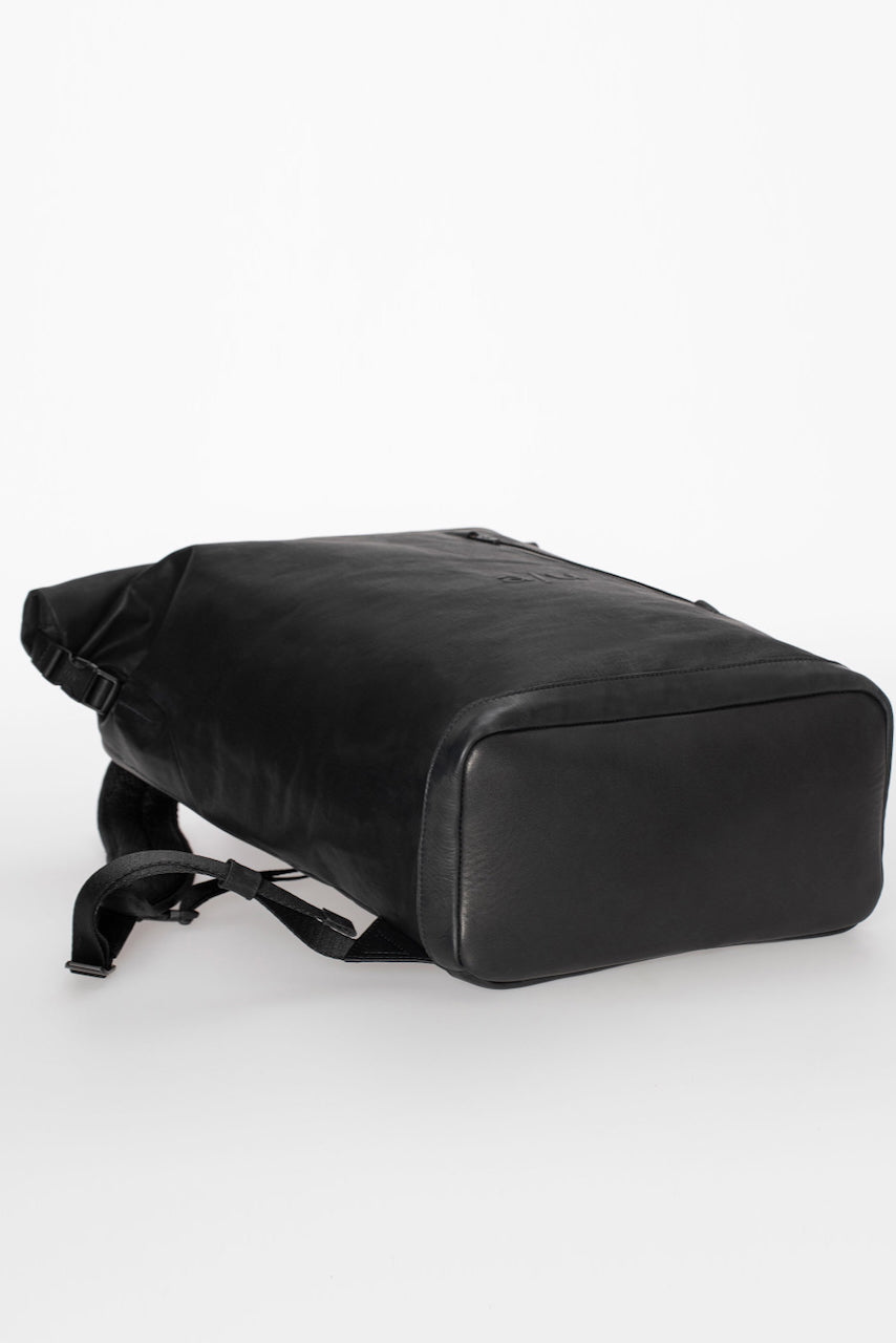 MATSUYAMA Backpack 16"