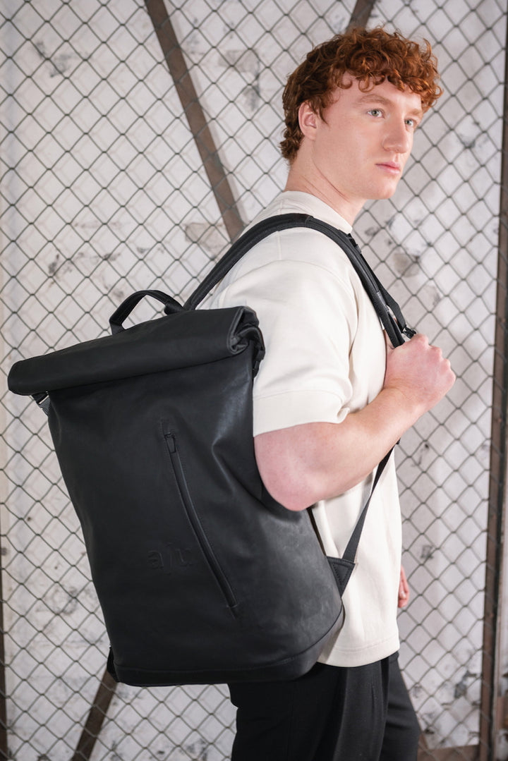 MATSUYAMA Backpack 16"