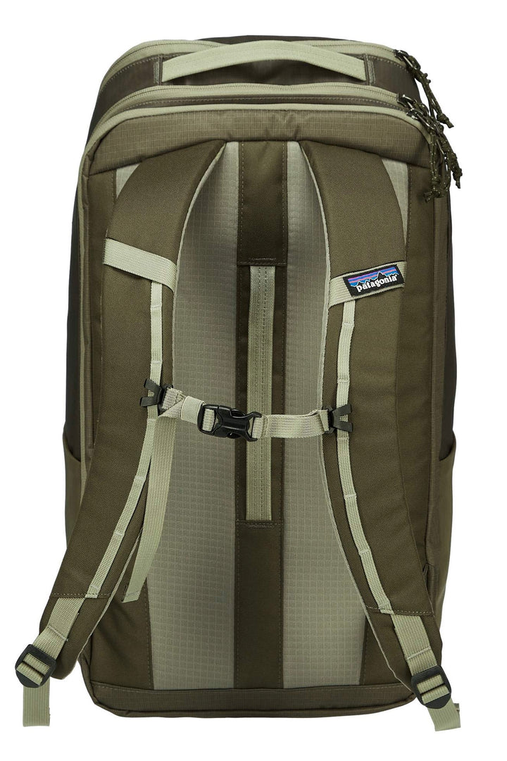 BLACK HOLE® Pack 32L