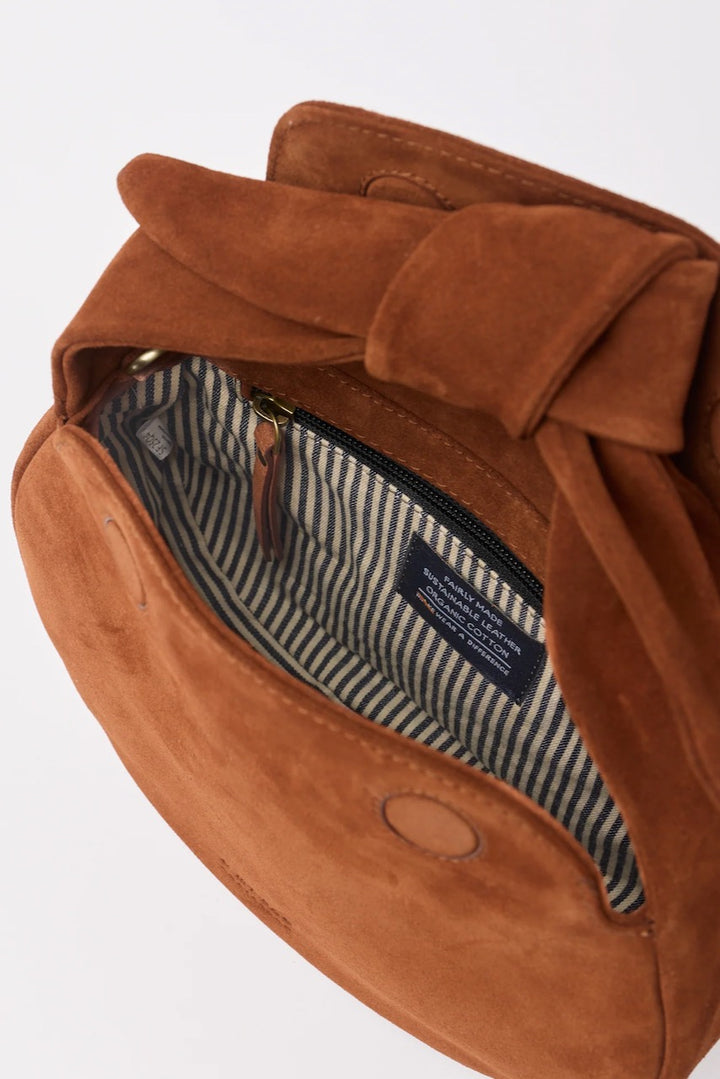 COCO CROISSANT Suede