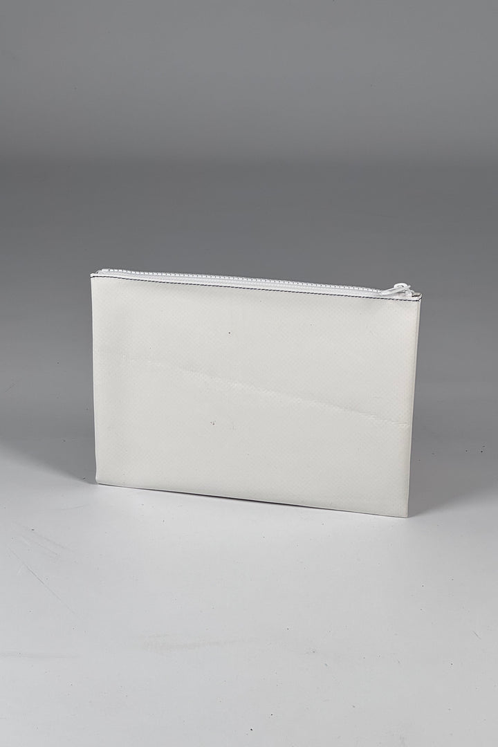 CHUCK F07 Pouch M