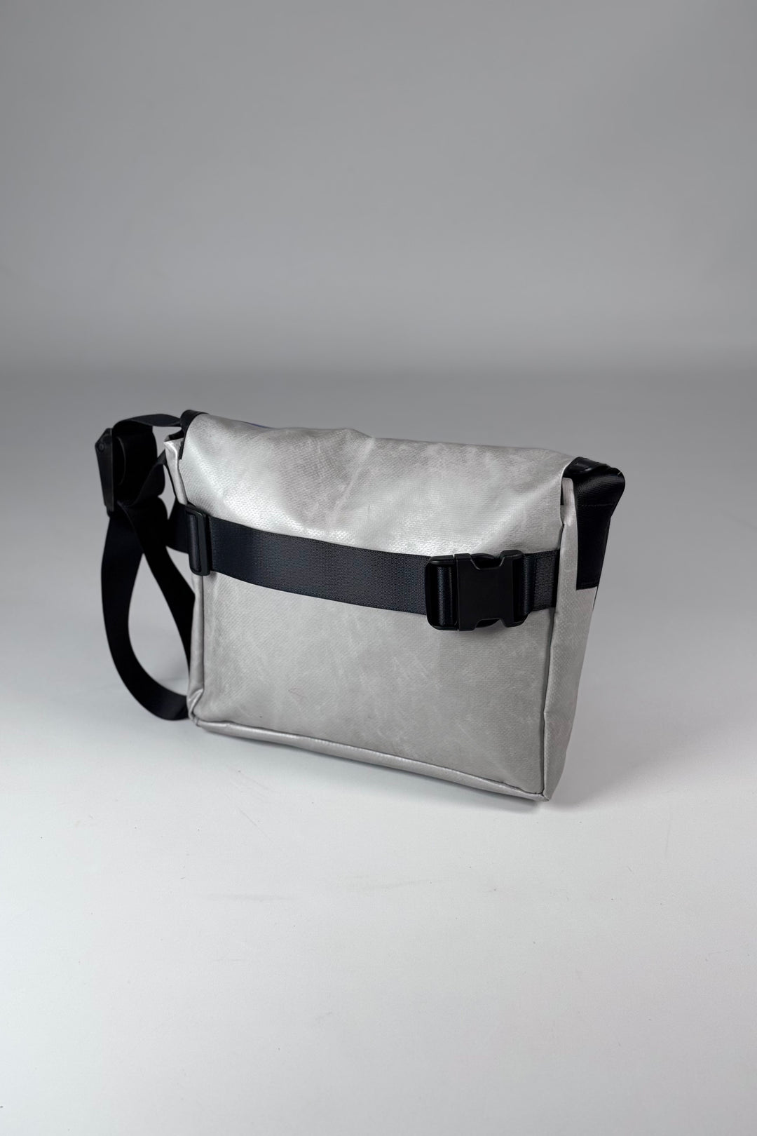 DEXTER F14 Messenger Classic Slim