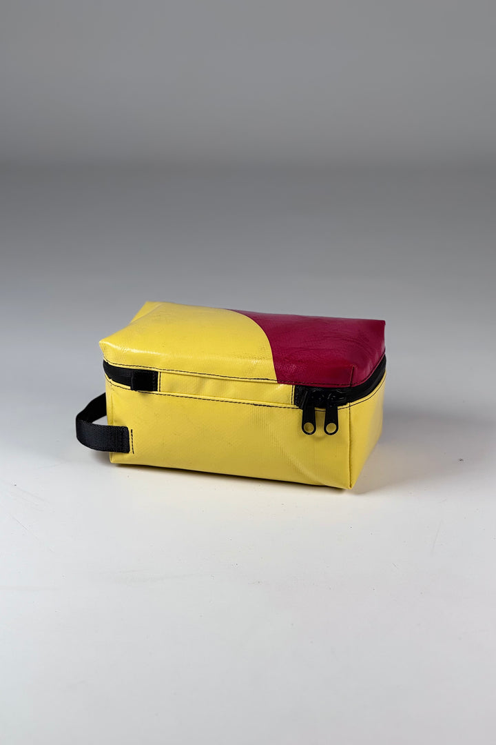 WAYNE F36 Toilet Bag medium