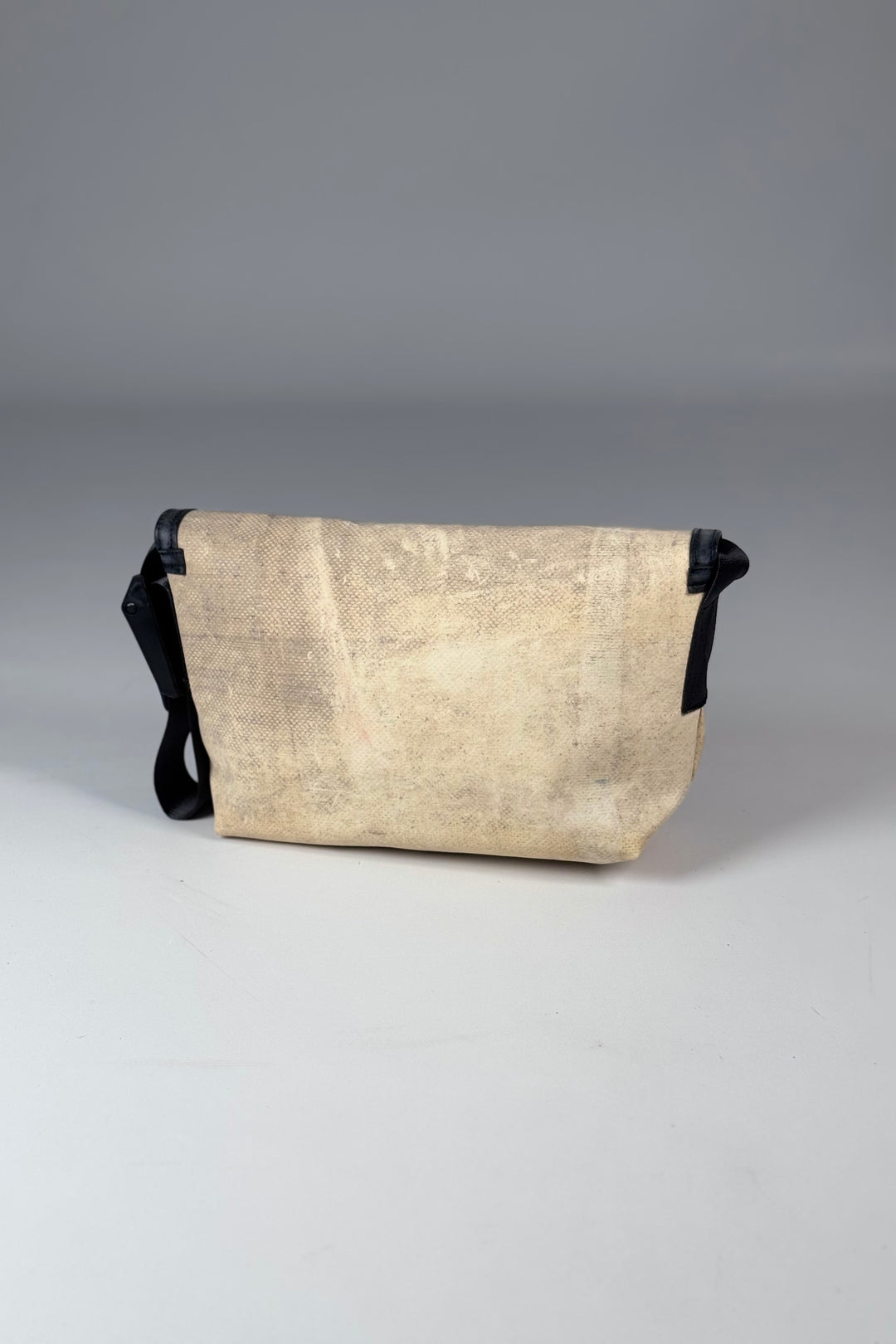 HAWAII FIVE-O F41 Messenger Bag extra small