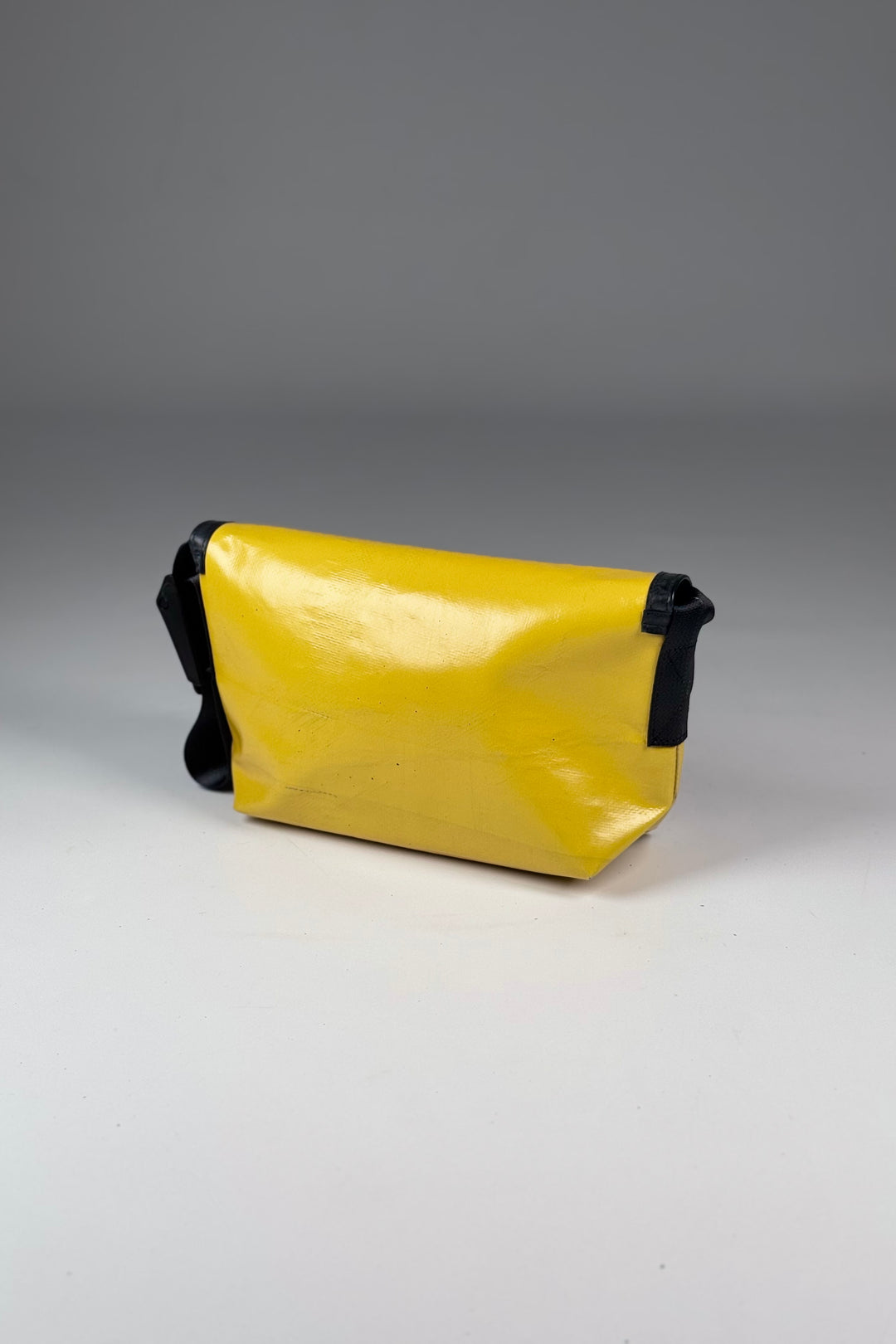 HAWAII FIVE-O F41 Messenger Bag extra small