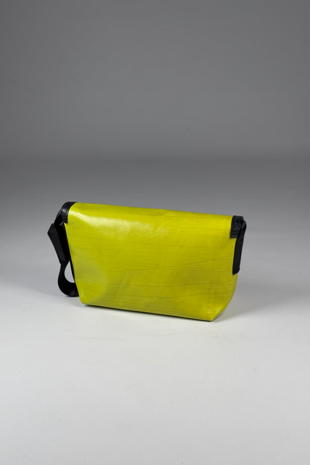 HAWAII FIVE-O F41 Messenger Bag extra small