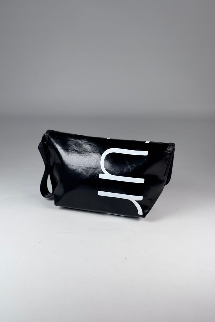SURFSIDE 6 F42 Messenger