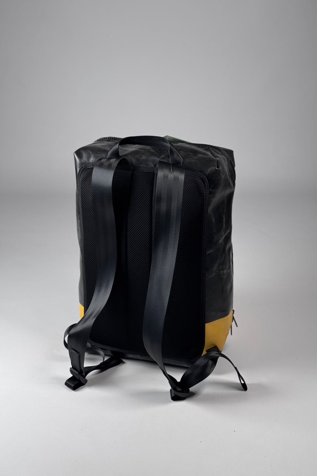 FRINGE F49 Backpack medium