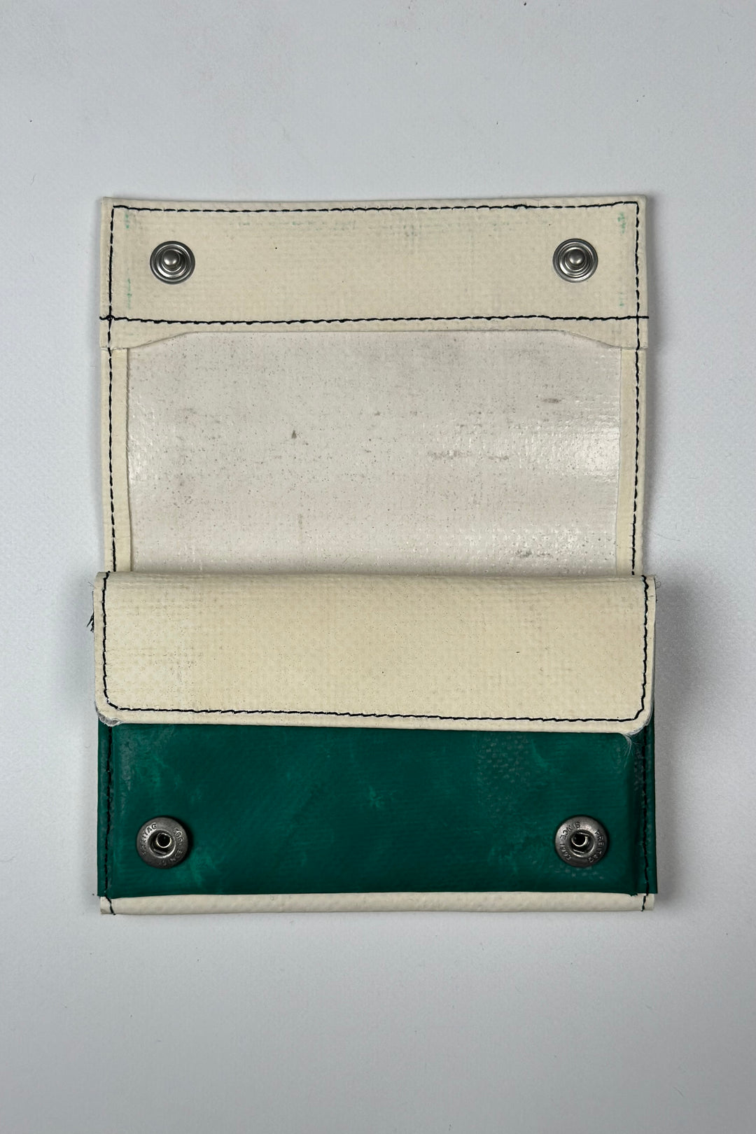 MAX F554 Wallet medium