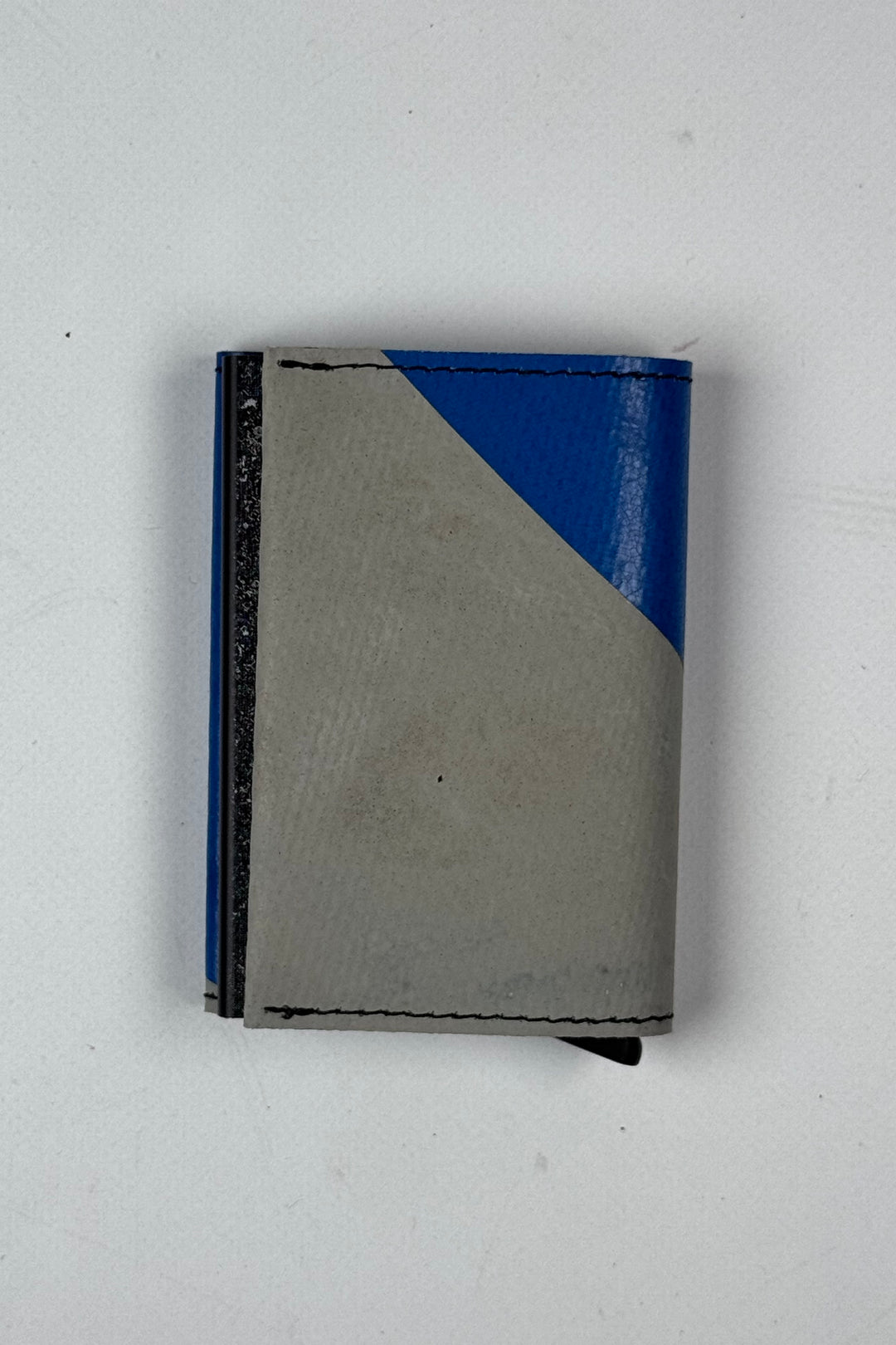 SECRID X FREITAG F705