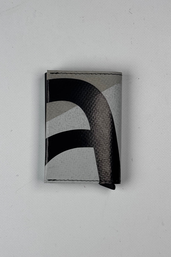 SECRID X FREITAG F705