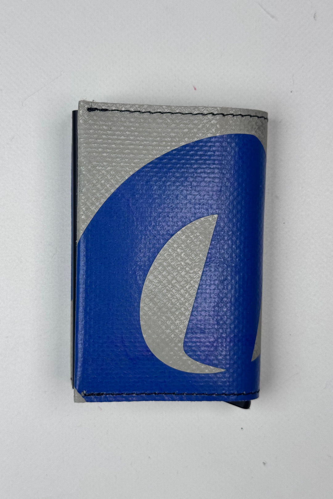 SECRID X FREITAG F705