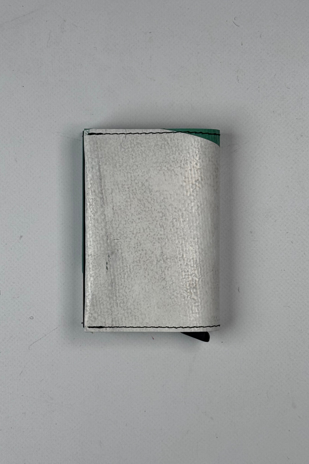 SECRID X FREITAG F705