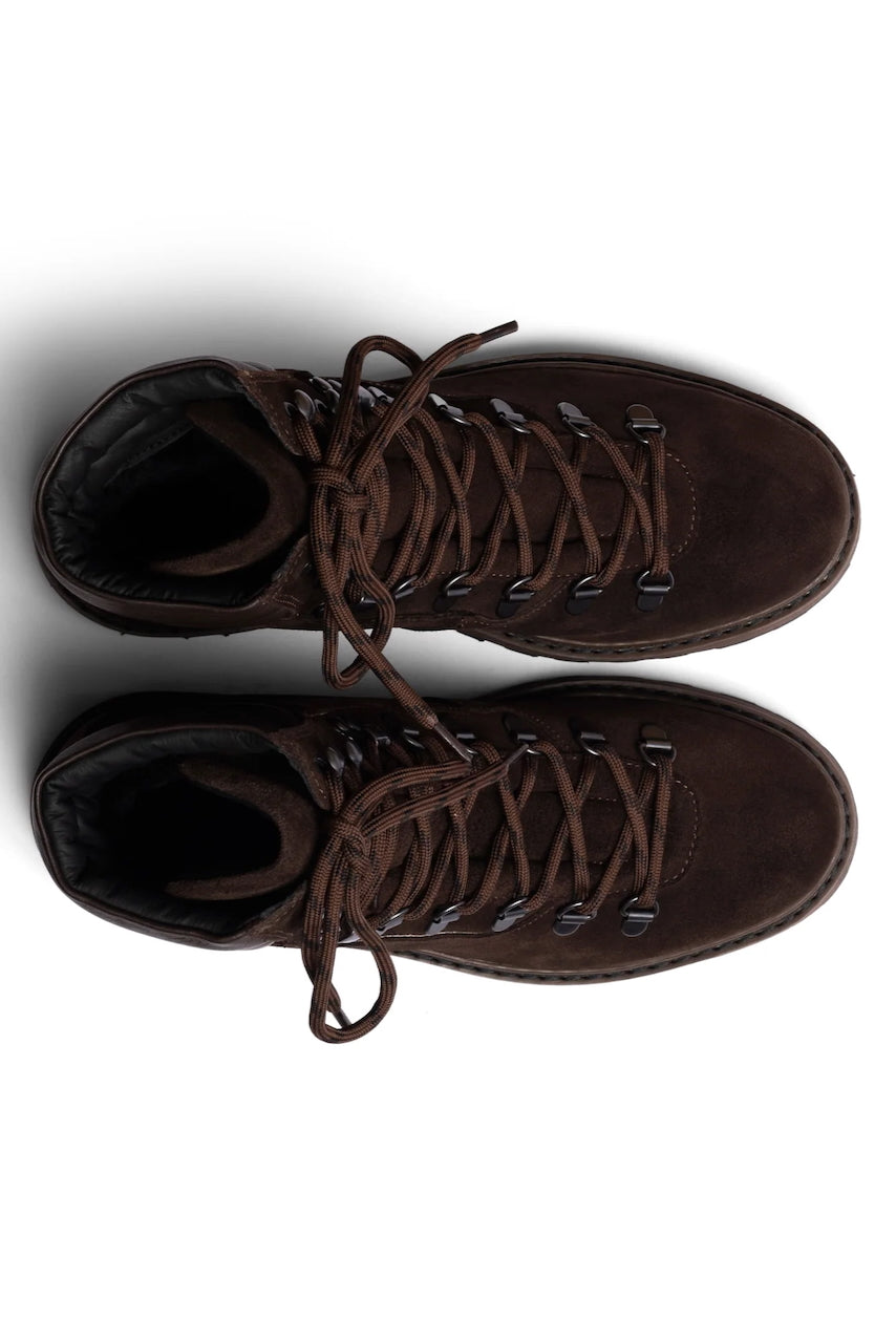 HIKING Suede