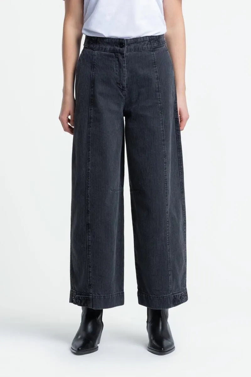 LEETA Pants stripe black worn