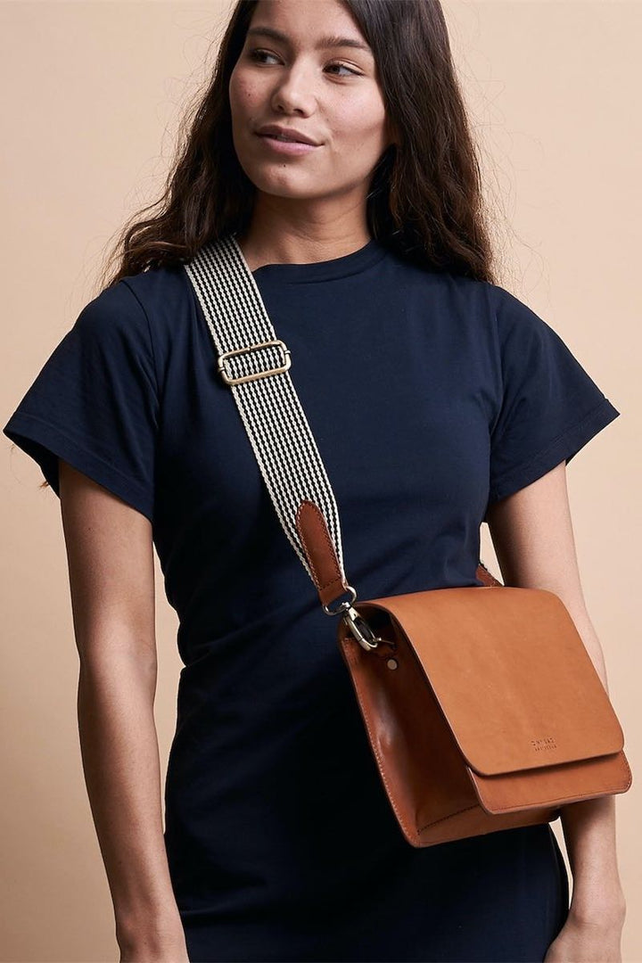 AUDREY Classic Leather