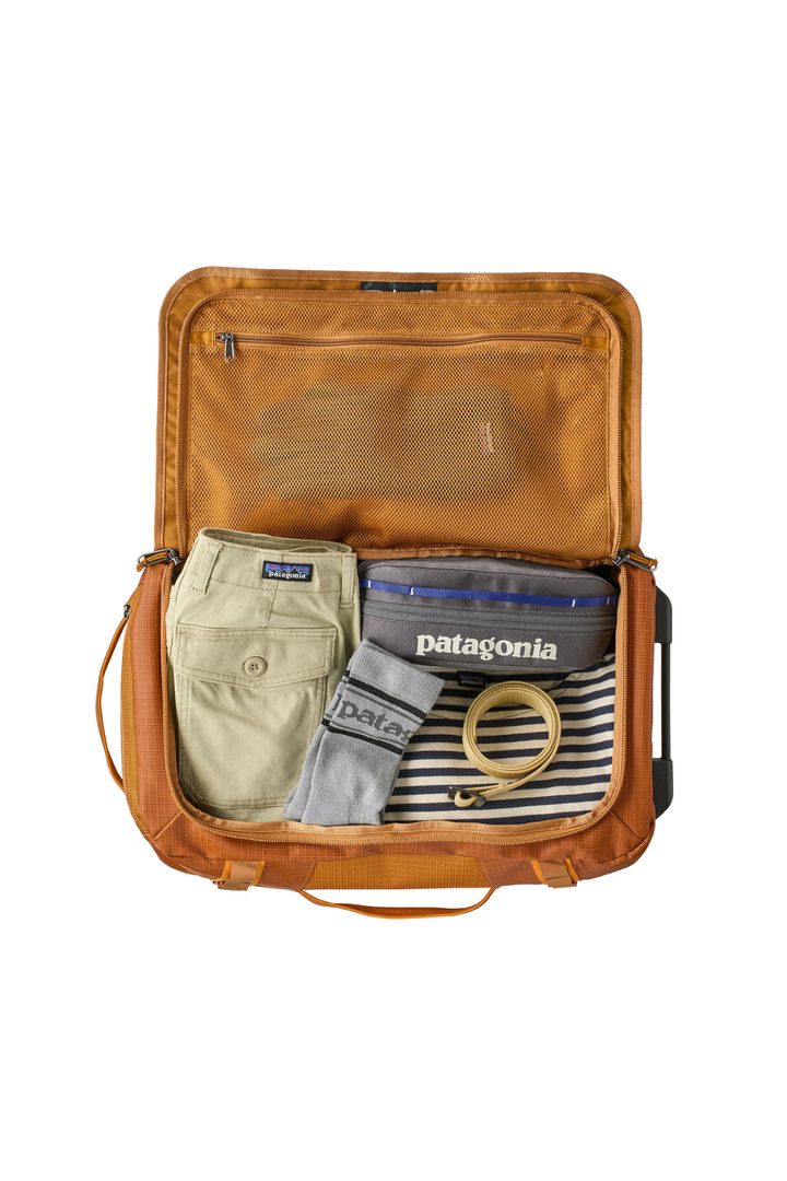BLACK HOLE® Wheeled Duffel 40L