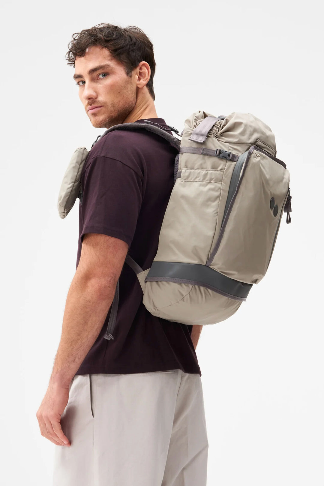 KOMUT Medium | PINQPONQ