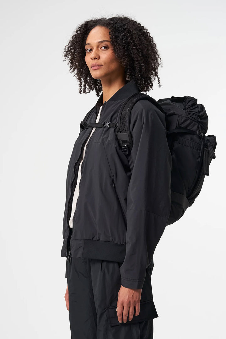 KOMUT Medium | PINQPONQ