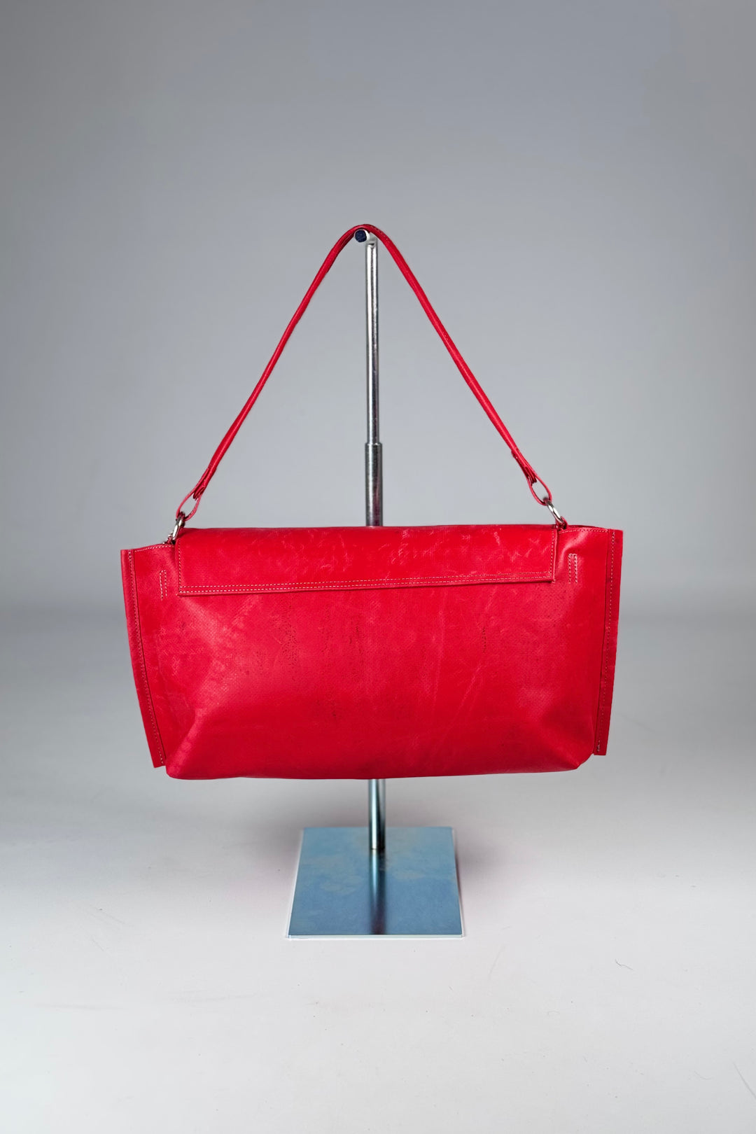 BATES R202 Crossbody