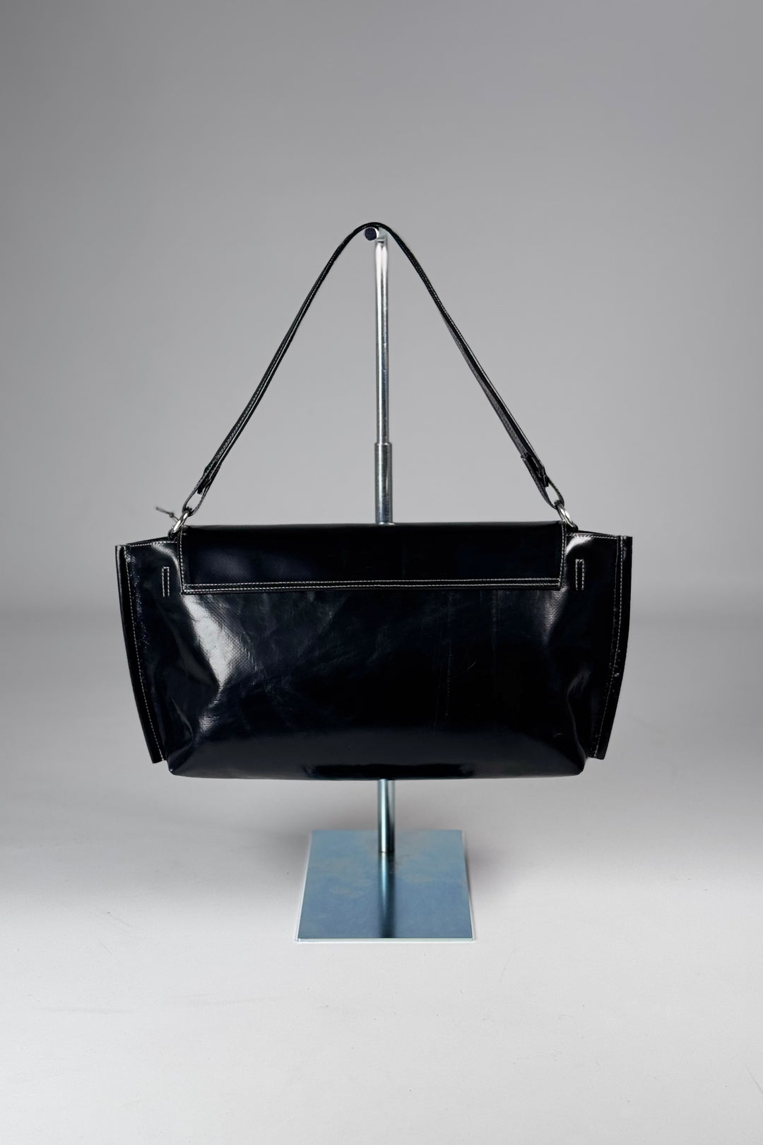 BATES R202 Crossbody
