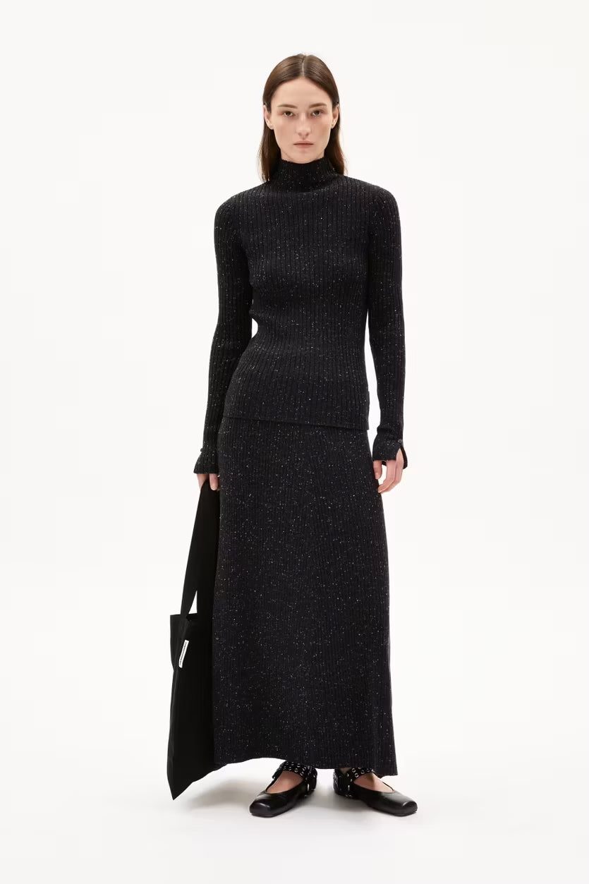 ALAANIA TWEED Pullover