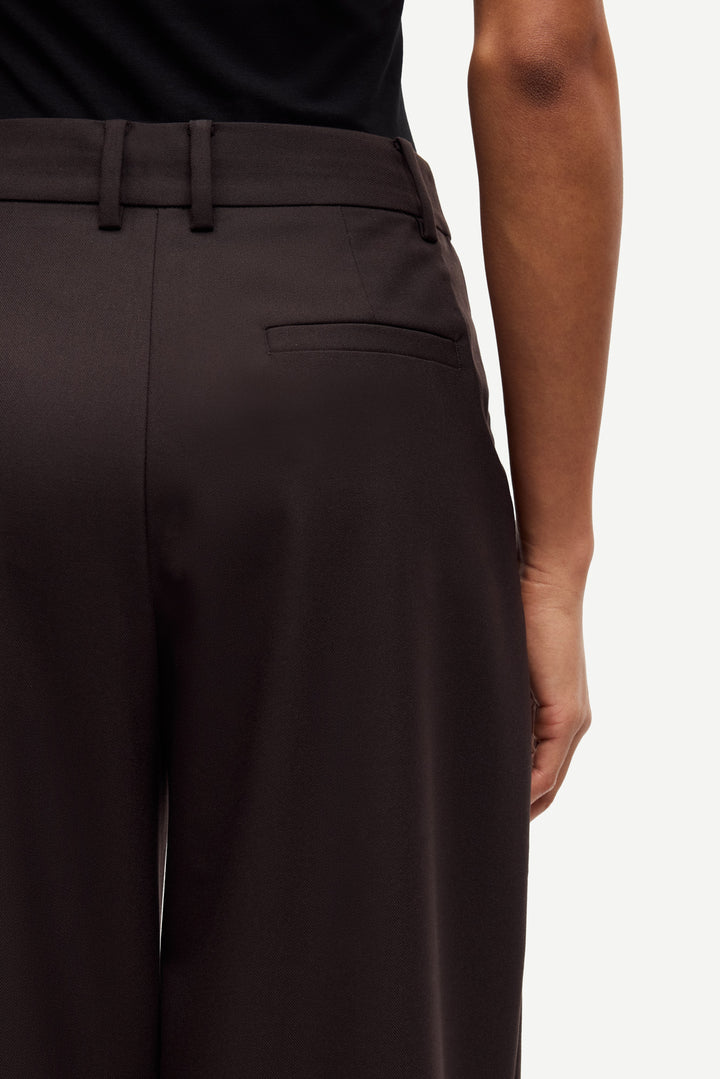 SAAGNETA Trousers black coffee
