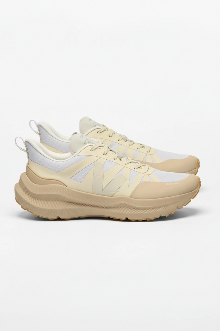 CONDOR 3 OFF-ROAD pearl almond | VEJA