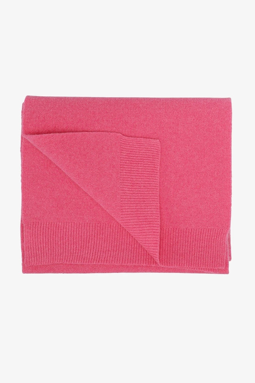 Schal aus recycelter, extrafeiner Merinowolle von Colorful Standard CS 5082 pink kaugummi